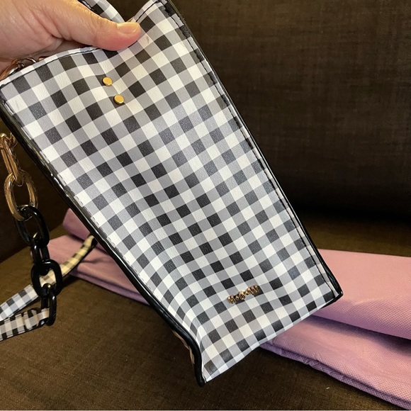 House Of Want - NWOT We Boss Tote - Picture 8 of 15